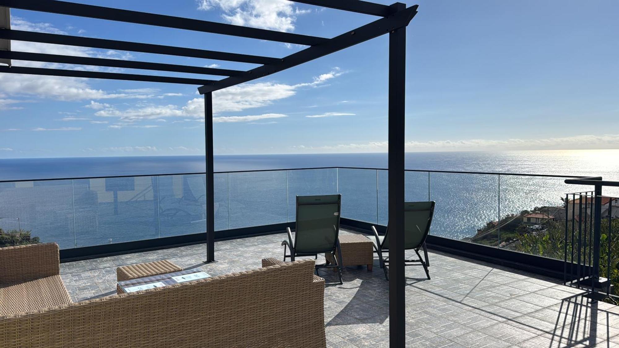 Sky & Ocean Villa Calheta  Zimmer foto